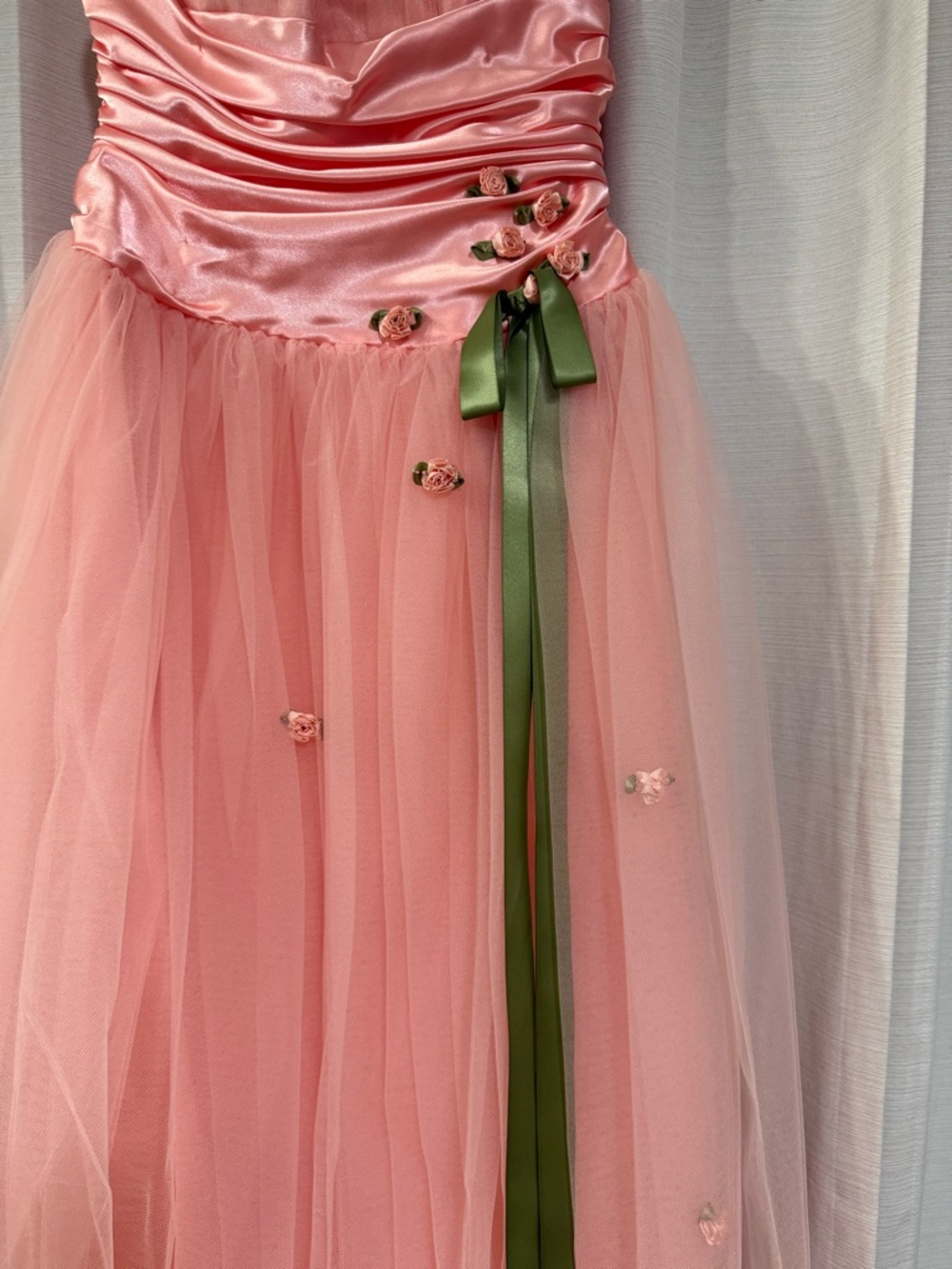 Prom Dress - Picture 2 of 10